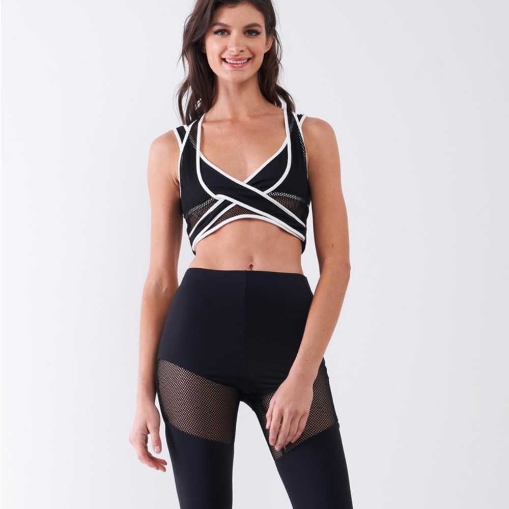 Black Combined Sheer Net Mesh Sleeveless Overlapping